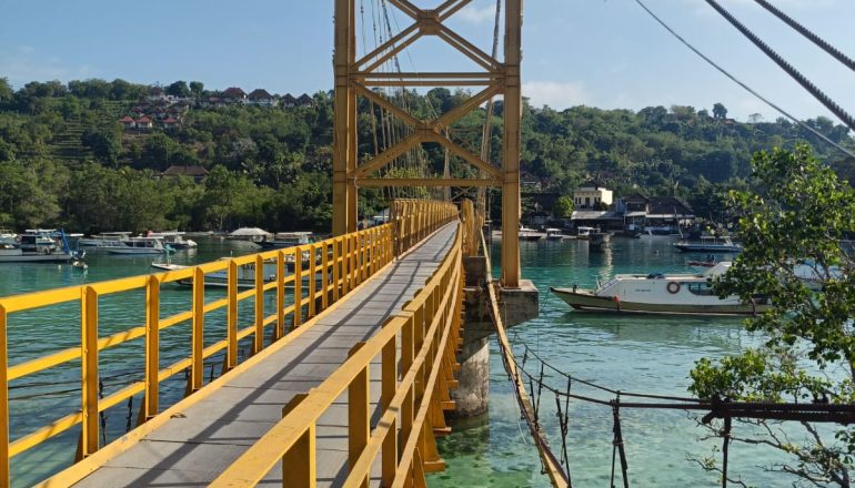 Jembatan Kuning